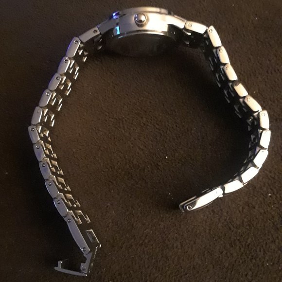 Precision Women's Watch - Picture 3 of 5